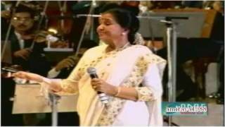 Chura Liya Hai Tumne Live by Asha Bhosle [upl. by Emil]