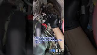 DD15 Rear Fuel Line 6th Injector Seal Replacement Quick Video diesel trucking diy freightliner [upl. by Andee]