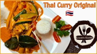 Rotes Thai Curry Original Rezept mit Hähnchenbrust Gemüse Erdnussnote Reis  thailändisch kochen [upl. by Asirb649]