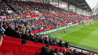 Eriksens corner kick Tottenham fan applauding to Eriksen Brentford 00 Tottenham 130422 [upl. by Malorie42]