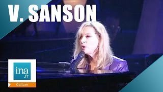 Véronique Sanson rend hommage à Michel Berger sur scène  Archive INA [upl. by Queen]