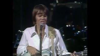 Glen Campbell in London England  Turn Around Look At Me 1977 [upl. by Bedwell]