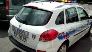 MaxiAvenuecom Police Municipale Clio Estate [upl. by Ardena75]