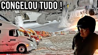 PEGUEI TEMPESTADE DE NEVE ðŸŒ¨ï¸ MUITOS ACIDENTES NAS RODOVIAS TUDO PARANDO NA RODOVIA [upl. by Eenwat]