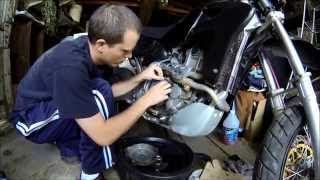 How To Change a XR650R Clutch [upl. by Enyaw]