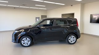 LIVE 2021 Kia Soul LX  A base model reviewed in detail [upl. by Annaoi]