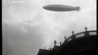 TRANSPORT Aviation R101 Airship flies over London 1929 [upl. by Beitris]