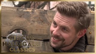 Aushalten Wer hält länger am Pranger aus  22  Circus Halligalli Classics  ProSieben [upl. by Richia417]