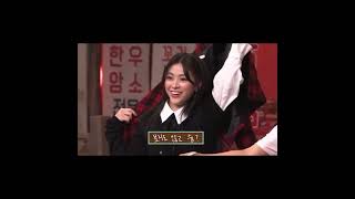 lee know interaction with ryujin and chaeryeong  idol dictation season 2 ep 79 [upl. by Starkey]