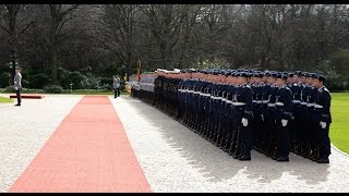 Tach Soldaten  Tag Herr Bundespräsident 1 [upl. by Rebmak]