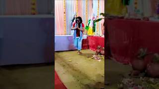 Hawa jhuru jhuru lage la dancequeendiv dance khesarilalyadavbhojpurinewvideo [upl. by Calypso]