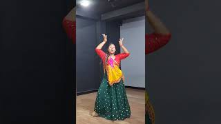 Jhamkudi Navratri Day 9 Vaishali Mahori Team Infinity shorts dance ids garba [upl. by Inatirb]