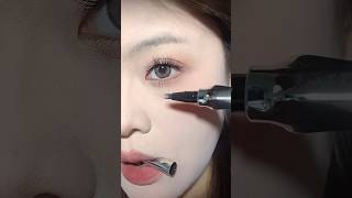 eyebrows shpae  eyeliner tutorial  eyebrows eyeliner Shorts [upl. by Yenffad905]