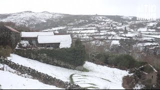 Neve em Castro Laboreiro aumenta o turismo  Altominho TV [upl. by Vinson431]