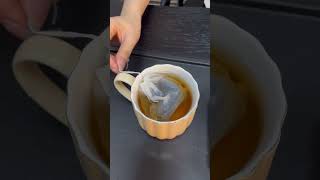 AllenTeas Uses filter tea bags to brew loose leaf tea tea yunnantea [upl. by Avie]