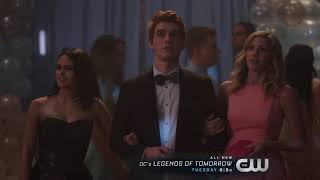 Riverdale Veronica amp Archie 1x01 22 FIRST KISS [upl. by Hollister]