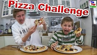 PIZZA CHALLENGE  Ekel Pizza mit Ash und Max TipTapTube [upl. by Aneda]