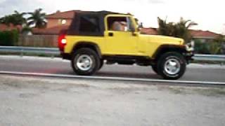 JEEP WRANGLER YJ V8 LT1 CORVETTE ENGINE [upl. by Oirevas]