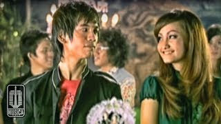 DMASIV  Diam Tanpa Kata Official Music Video [upl. by Einahpets]