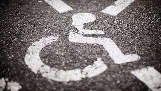 Handicap  des véhicules partagés pour les personnes à mobilité réduite [upl. by Aeht]