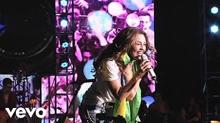 Thalia  Hits  Medley Viva Tourquot  En Vivo [upl. by Gregg214]