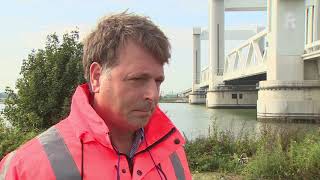 Rijkswaterstaat over honderste storing Botlekbrug gevaarlijke stoffen toch door tunnel is nogo [upl. by Neelra859]