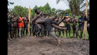 Wrestling allugandese nel fango [upl. by Adnilem]