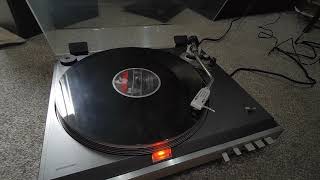 Toshiba SRF530 45rpm [upl. by Eardnoed]