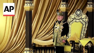 WATCH Billionaire Sultan Ibrahim Iskandar crowned as Malaysias new king [upl. by Enad]