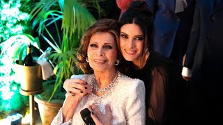 2024 Laura Pausini celebra Sophia Loren ai suoi 90 anni [upl. by Atiluap]