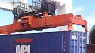 Ship Container Loading amp Unloading [upl. by Fonsie]