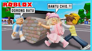 Aku Dan Adiku Terpaksa Harus Dorong Batu Besar Di Roblox Brookhaven ft Shasyaalala [upl. by Ayo]