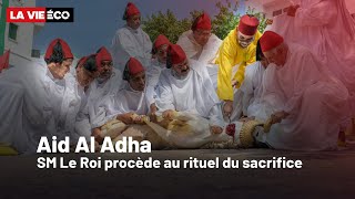 Le Roi accomplit la prière de l’Aïd AlAdha et procède au rituel du sacrifice [upl. by Eugor]