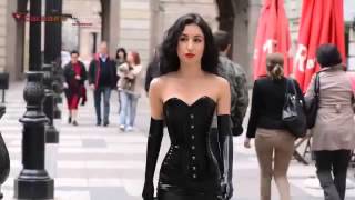 mettre des long gants en latex noire et se promener dans la ville avec [upl. by Lanae]