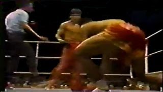 Don Wilson versus Fanta Petchmuangtrat FULL FIGHT [upl. by Assirhc]