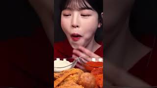 bburinkle chicken mukbang mukbang eattingsounds eatingsounds eatsounds eatingasmr [upl. by Cattan279]