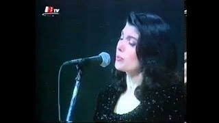 Jayi Min Beirut  Majida El Roumi  جايي من بيروت  ماجدة الرومي [upl. by Zulaledairam]