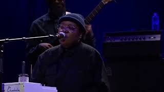 Meshell Ndegeocello  Love Song  Live In Paris 2023 [upl. by Horn]