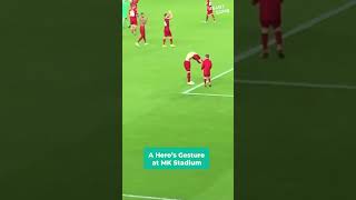 Liverpool Stars Heartwarming Gesture Wins Fans [upl. by Ladnyc]