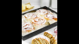 The BEST Soft Cinnamon Rolls Heavy Cream Hack [upl. by Aig]