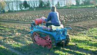 PLAYING ON A RANSOMES MG6 CRAWLER [upl. by Alihet946]