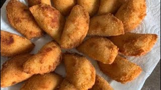 Recette de Rissoles aux crevettes 🦐 [upl. by Llevart]