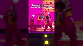 🇪🇸 Spains first rehearsal on Junior Eurovision 2024 Chloe DelaRosa  Como la Lola [upl. by Aeneg]