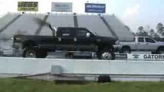 f350 on 225 vs a 04 dodge cummins [upl. by Iverson705]