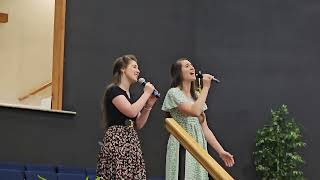 THE BEAUTIFUL COVEY GIRLS SINGING AT MAPLECREST BAPTIST CHURCH [upl. by Siberson]