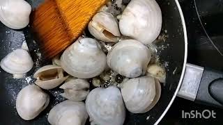 Clams recipe Recipe video garlic butter steam clam [upl. by Dominga66]