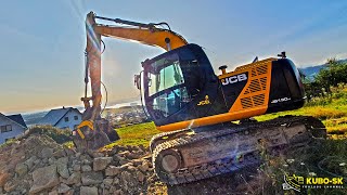 Drvenie kameňa  JCB JS130LC with MB CRUSHER BF601 crusher bucket [upl. by Donetta101]