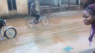 Floodwaters at Bata Bata in Kampala City [upl. by Nosliw646]