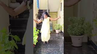 Le Gayi dance legayilegayi hindisongs shortsfeed shorts bollywoodsongs trending [upl. by Orgel]