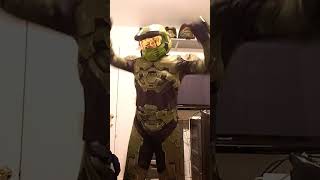 Master Chief puts on his Mark V helmet and dances [upl. by Gnihc]